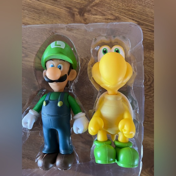 Super Mario Bros. soft vinyl six figure collectible set - Picture 5 of 13
